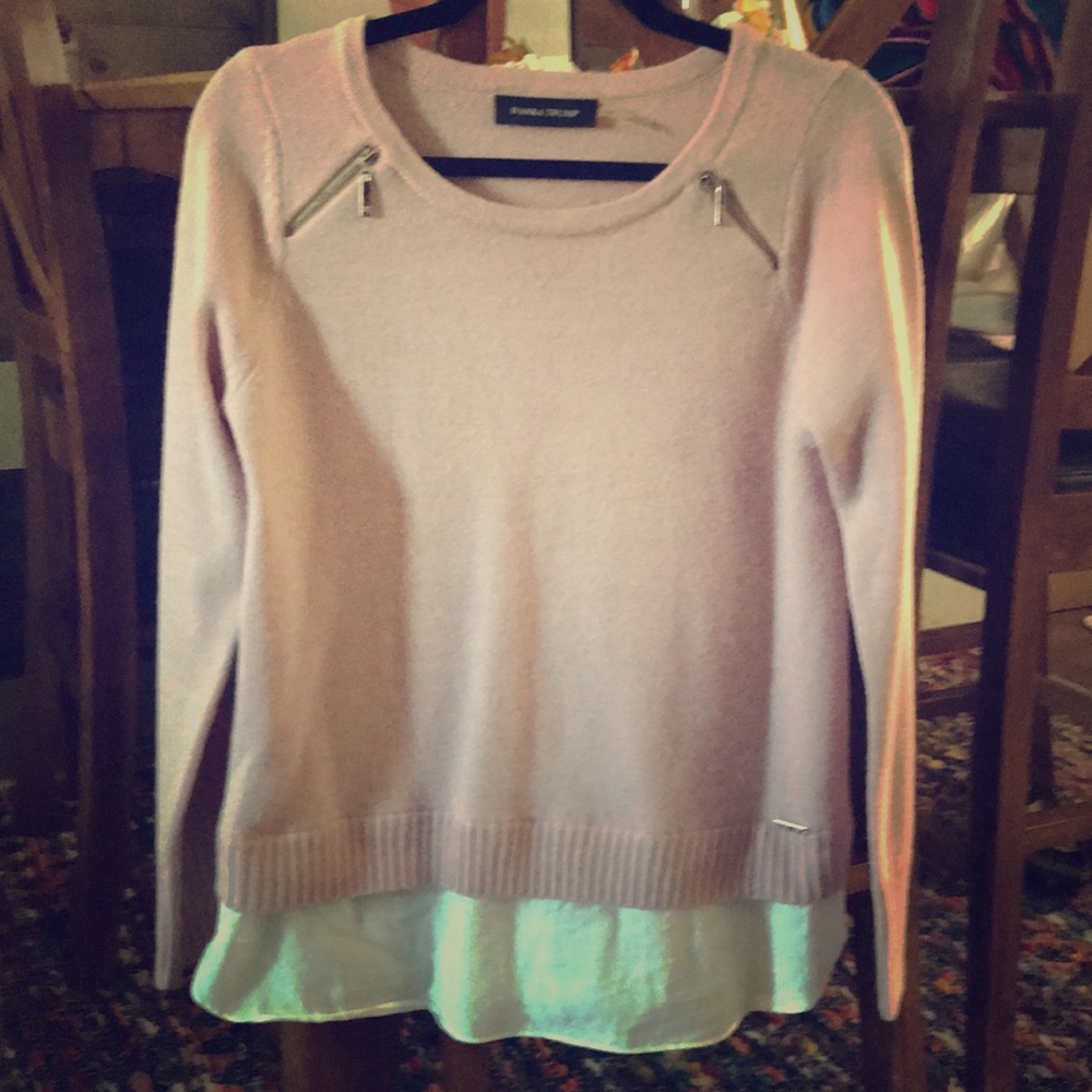 Ivanka Trump size small women’s light pink sweater
